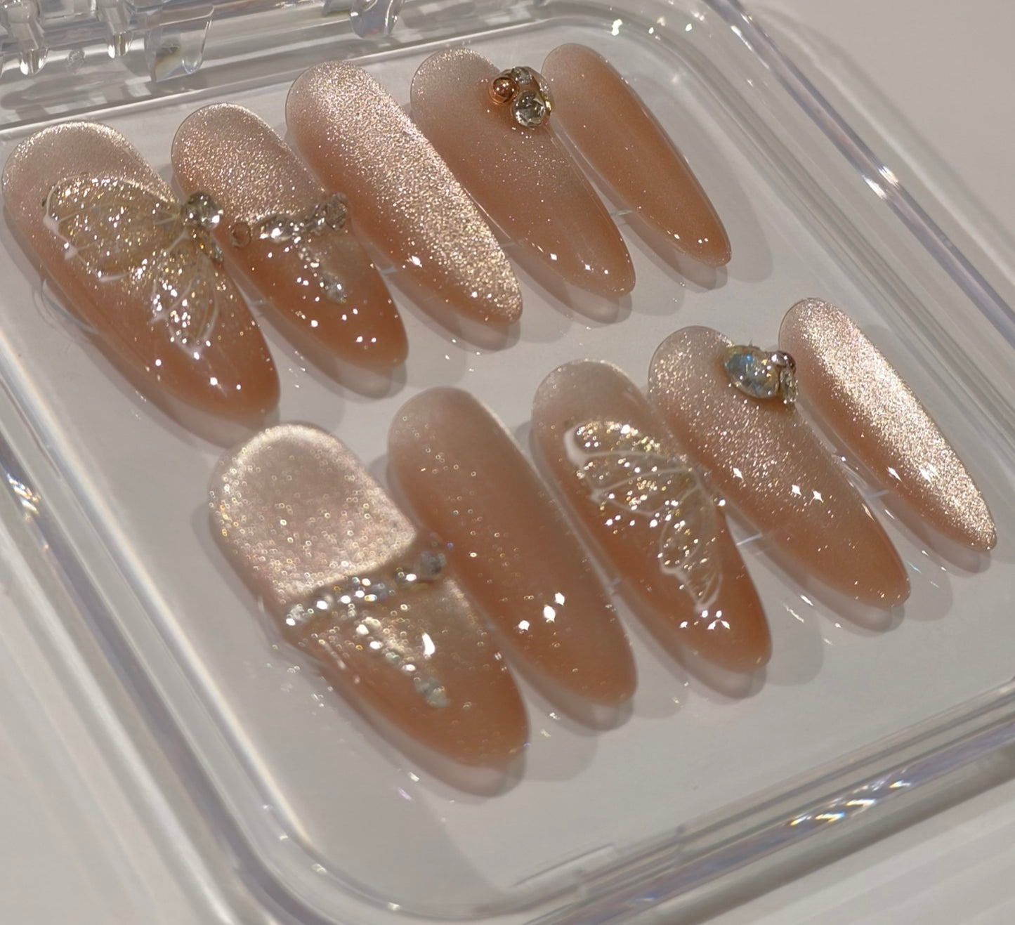 Crystal Shine Nude Glitter