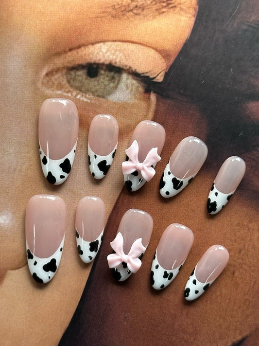Cows & Bows